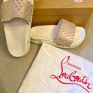 Christian Louboutin Pool Fun Flat: AUTHENTIC